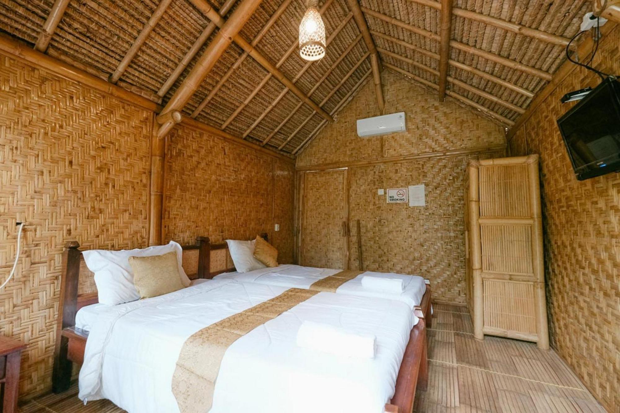 Cici Bungalow Senggigi Мангсит Экстерьер фото