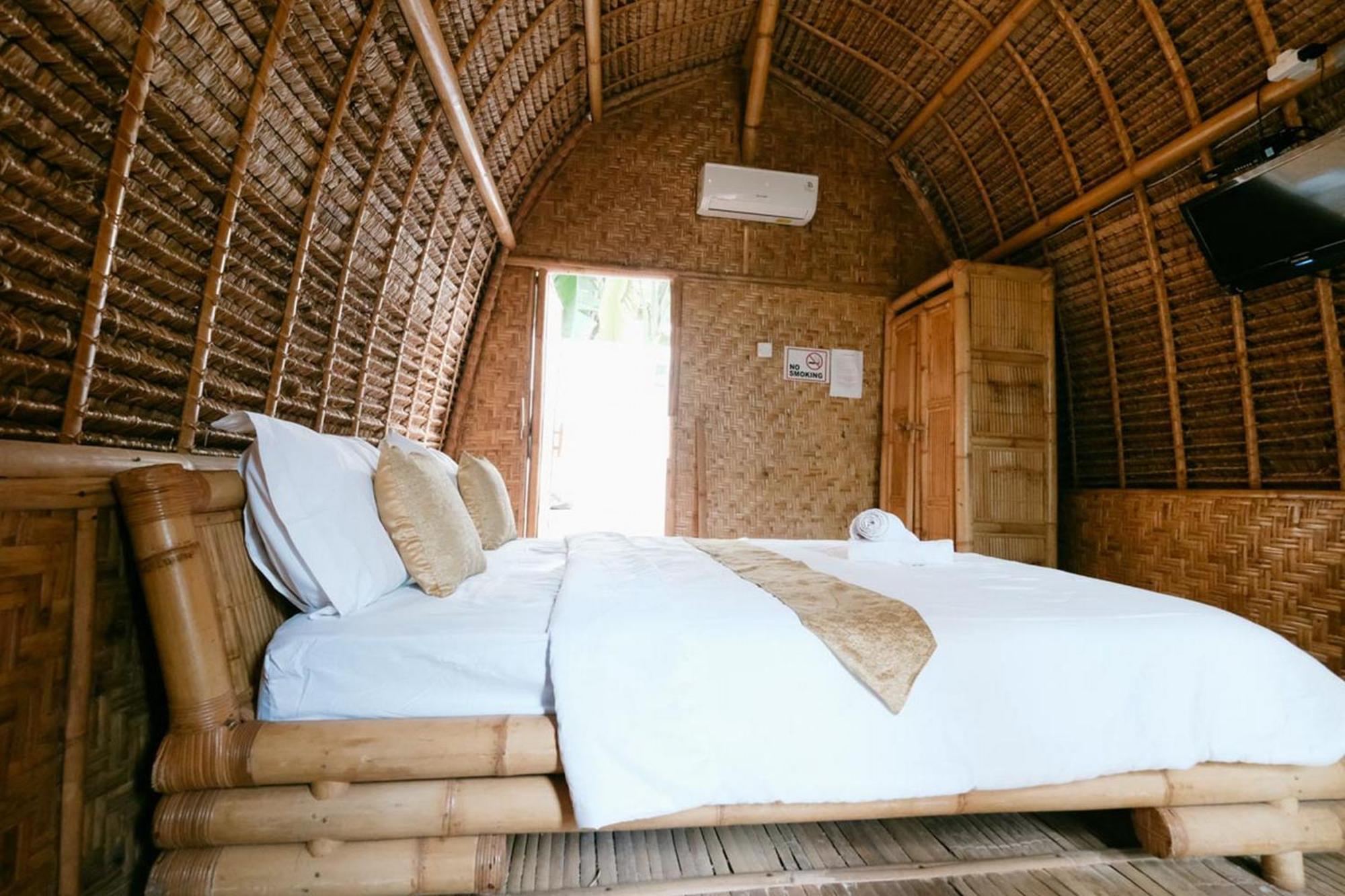 Cici Bungalow Senggigi Мангсит Экстерьер фото