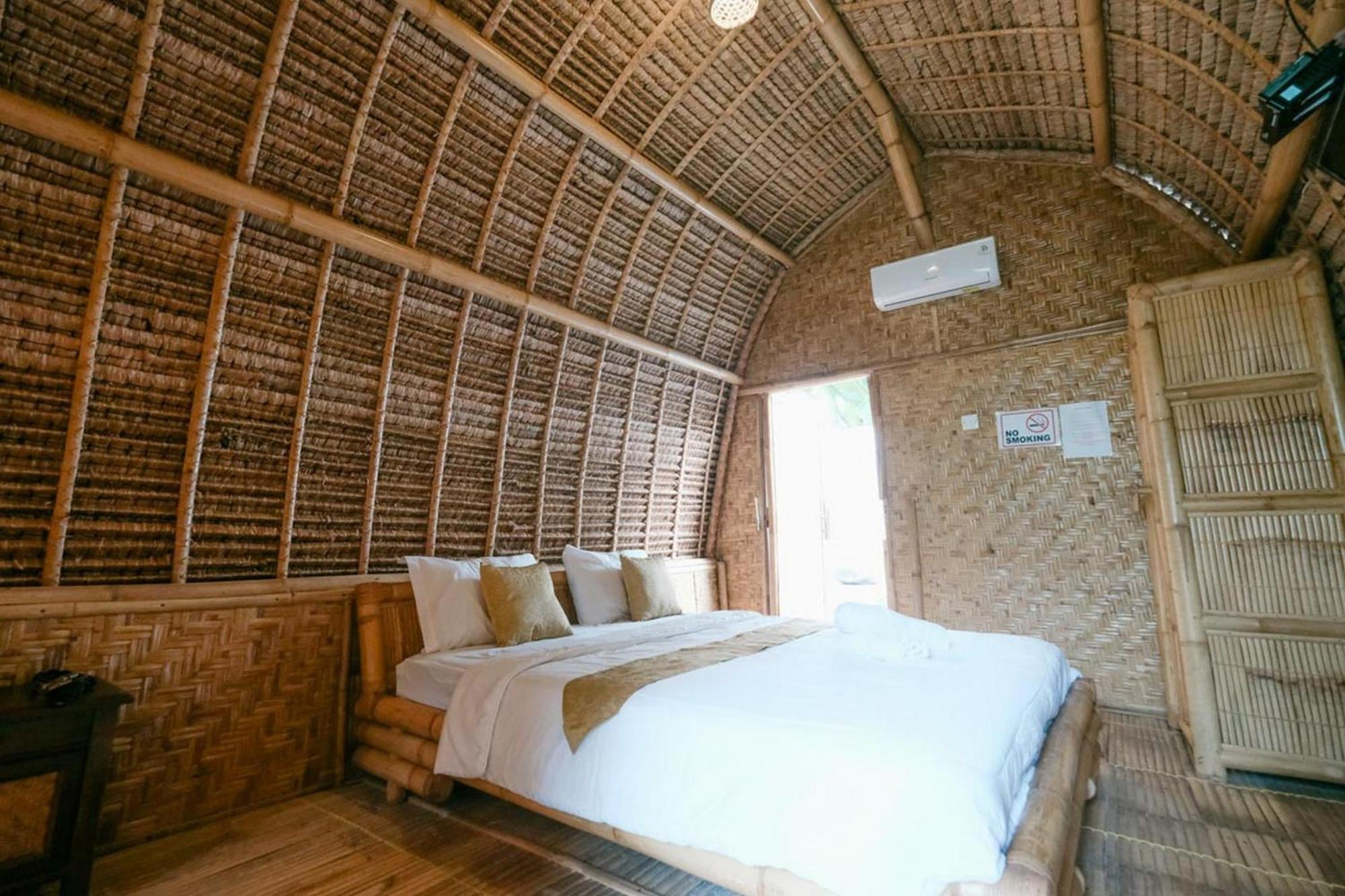 Cici Bungalow Senggigi Мангсит Экстерьер фото