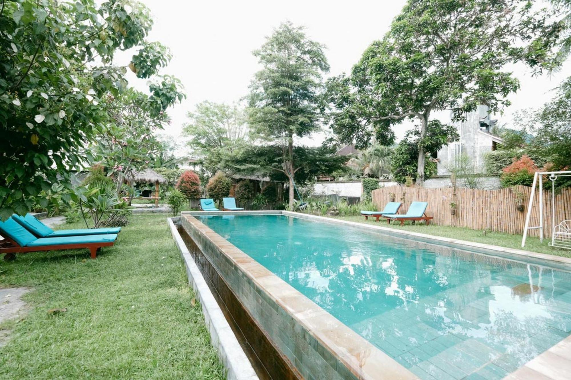 Cici Bungalow Senggigi Мангсит Экстерьер фото