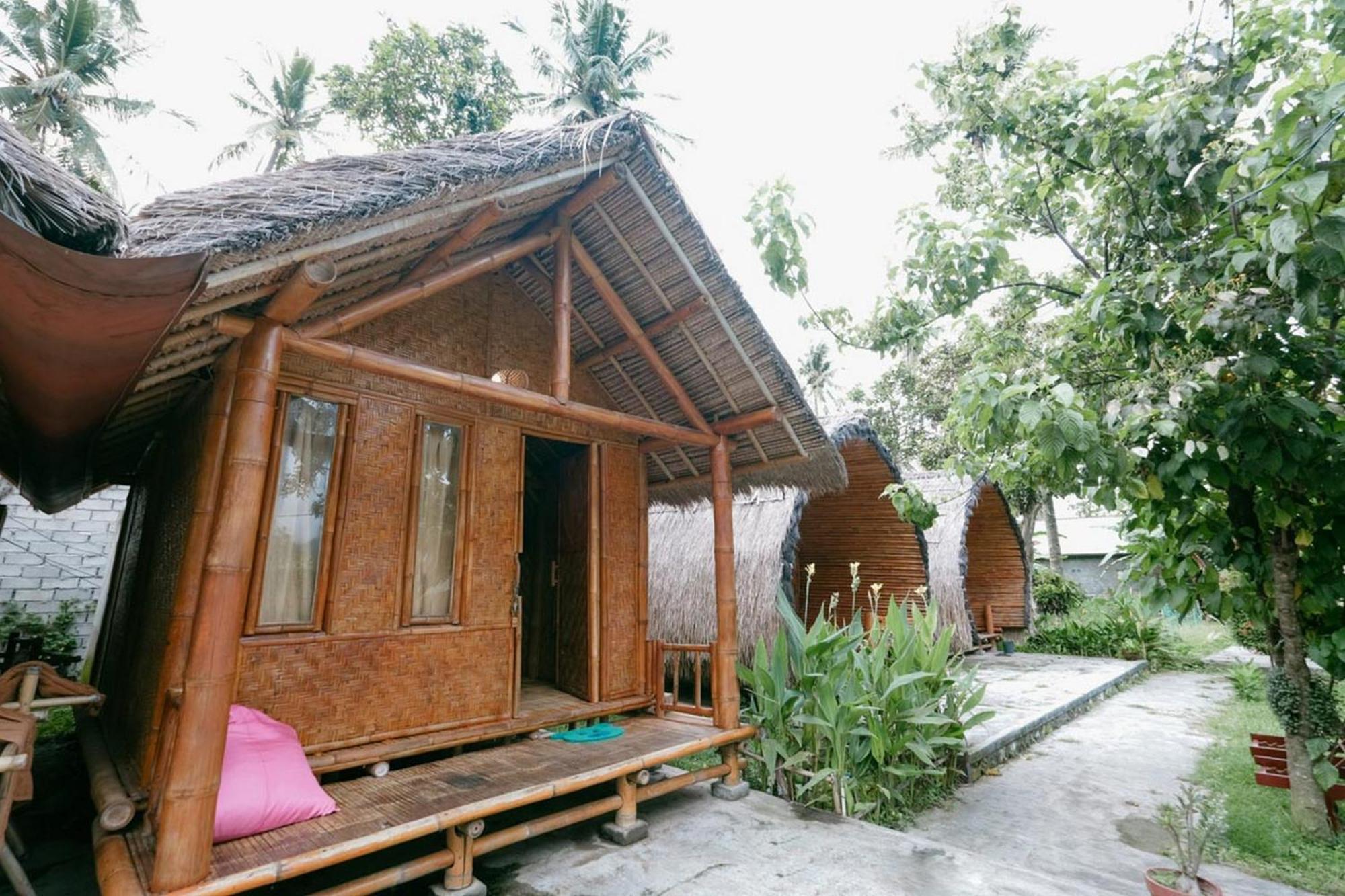 Cici Bungalow Senggigi Мангсит Экстерьер фото