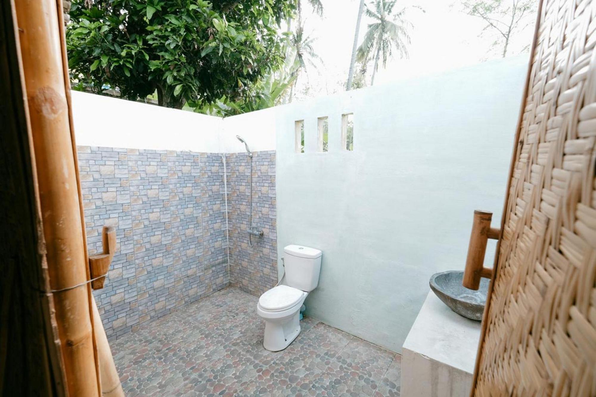 Cici Bungalow Senggigi Мангсит Экстерьер фото
