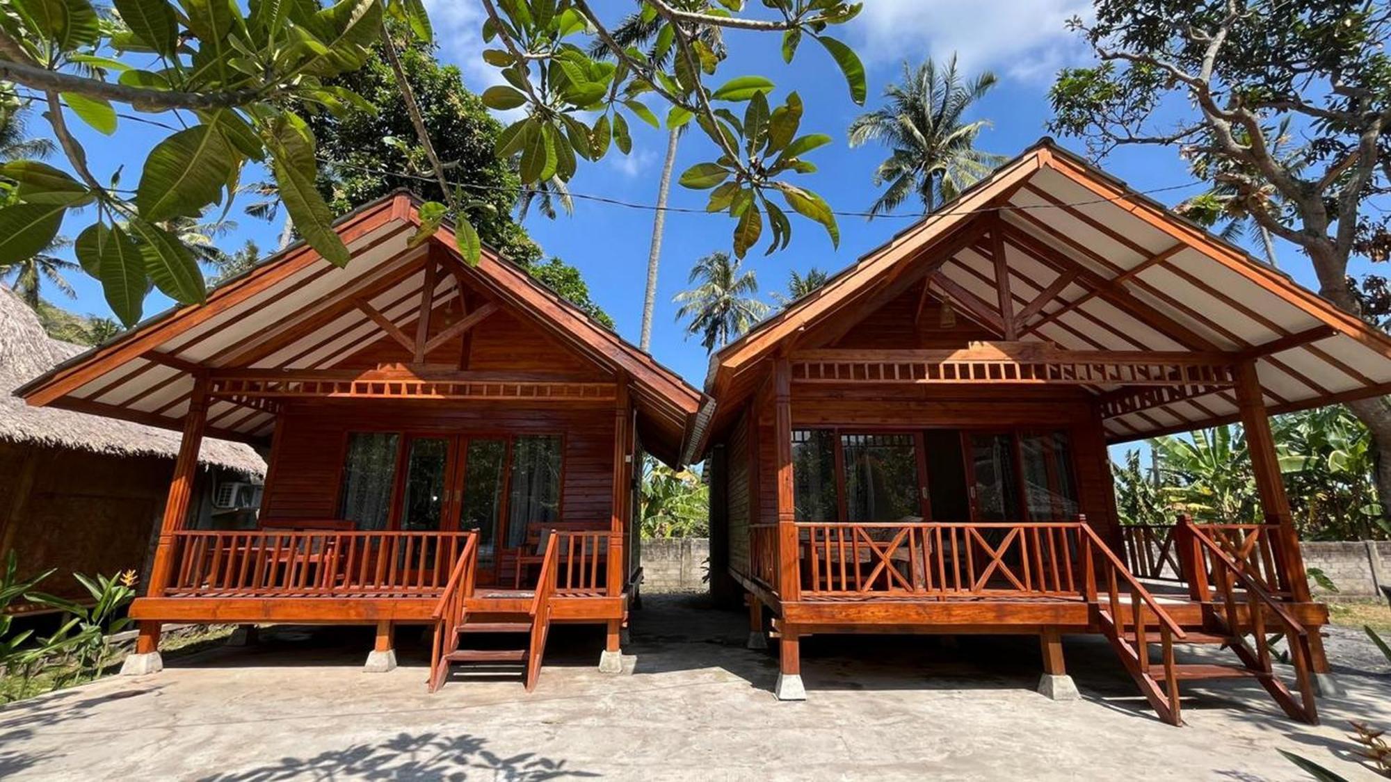 Cici Bungalow Senggigi Мангсит Экстерьер фото